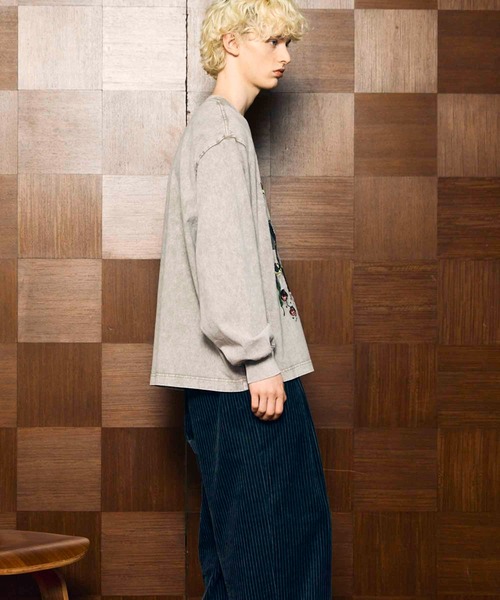 UNISEX》Artist Graphical Embroidery Prime-Over Crew Neck