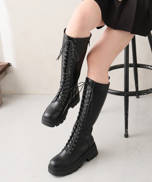 DEMETER(デメテル)の「厚底 プラットフォーム レースアップ ロングブーツ(ブーツ・レディース・ブラック・S/M/L/LL)」の4枚目の写真