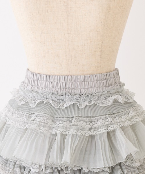 one after another NICE CLAUP（ワンアフターアナザーナイスクラップ）の「フリルティアードミニスカート（スカート・レディース・ホワイト/ブラック/グレー・FREE）」の5枚目の写真