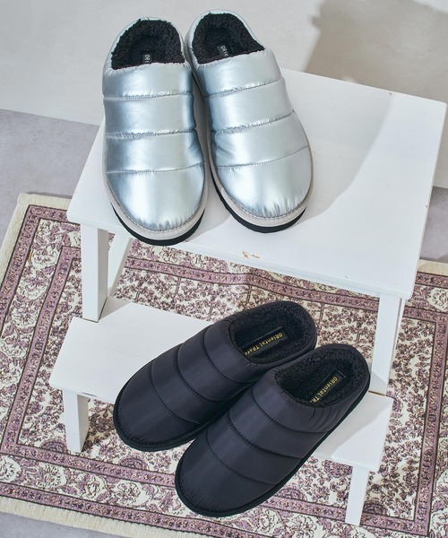ORiental TRaffic（オリエンタルトラフィック）の「＼ 軽量 あったかい ／ スリッポン パデット 裏起毛 サボ モックシューズ /55303（スリッポン・レディース・ブラック/シルバー・S/LL/L/M）」の3枚目の写真