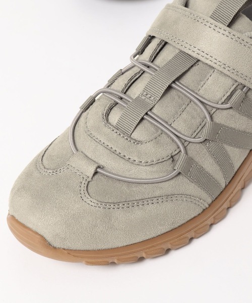 GLOBAL WORK（グローバルワーク）の「エアかるクッションコードスニーカー/595813（スニーカー・レディース・ベージュ/ブラック/グレー/オフホワイト・MEDIUM/LARGE）」の17枚目の写真