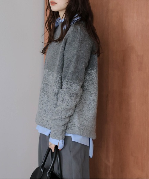 La-gemme（ラジェム）の「グラデーションニットプルオーバー（ニット/セーター・レディース・グレー/ピンク/ブラウン・フリー）」の4枚目の写真