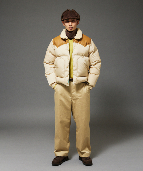 Rocky Mountain FeatherBed（ロッキー マウンテン フェザーベッド）の「Rocky Mountain Featherbed / ロッキーマウンテン 別注 クロップド ダウン（ダウンジャケット/コート・メンズ・ベージュ/ブラウン・44/40）」の15枚目の写真