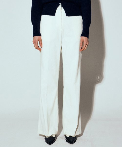 NICK&NICOLE（ニックアンドニコール）の「FRENCH BOOTS CUT PANTS_IVORY（その他パンツ・レディース・その他・LARGE/MEDIUM/SMALL）」の2枚目の写真