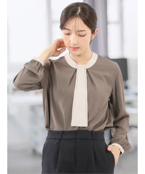 m.f.editorial（エムエフエディトリアル）の「【Tブラウス ストレッチ イージーケア】m.f.エディトリアルレディース 配色ボウタイ 長袖プルオーバーブラウス（シャツ/ブラウス・レディース・ブラック/ブラウン/ダークウッド・MEDIUM/LARGE）」の3枚目の写真