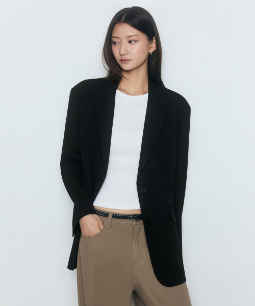 MUSINSA STANDARD WOMAN（ムシンサスタンダードウーマン）の「レディースオーバーサイズショルダーオーバーサイズブレザー[ブラック]（テーラードジャケット・レディース・その他・X-SMALL/SMALL/MEDIUM/LARGE）」の6枚目の写真