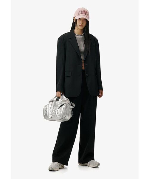 MUSINSA STANDARD WOMAN（ムシンサスタンダードウーマン）の「レディースオーバーサイズショルダーオーバーサイズブレザー[ブラック]（テーラードジャケット・レディース・その他・X-SMALL/SMALL/MEDIUM/LARGE）」の22枚目の写真