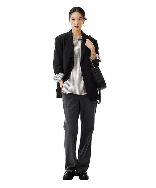 MUSINSA STANDARD WOMAN（ムシンサスタンダードウーマン）の「レディースオーバーサイズショルダーオーバーサイズブレザー[ブラック]（テーラードジャケット・レディース・その他・X-SMALL/SMALL/MEDIUM/LARGE）」の3枚目の写真