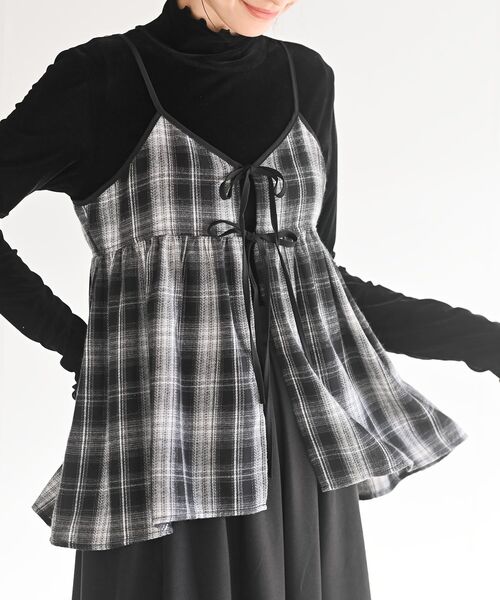 rps(アールピーエス)の「フロントリボン起毛チェックキャミソール(キャミソール・レディース・ブラック/ブラウン/ブルー・フリー)」の1枚目の写真