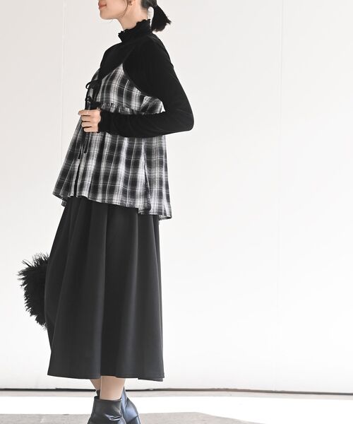 rps(アールピーエス)の「フロントリボン起毛チェックキャミソール(キャミソール・レディース・ブラック/ブラウン/ブルー・フリー)」の7枚目の写真