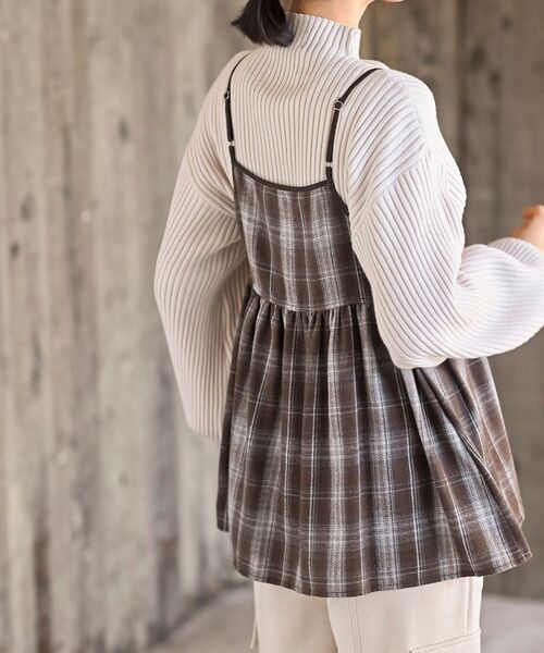 rps(アールピーエス)の「フロントリボン起毛チェックキャミソール(キャミソール・レディース・ブラック/ブラウン/ブルー・フリー)」の18枚目の写真
