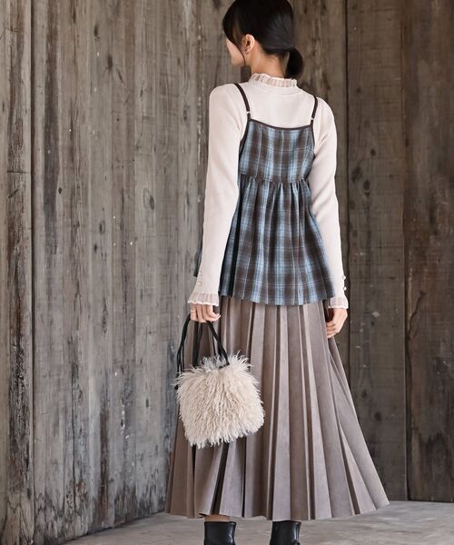 rps(アールピーエス)の「フロントリボン起毛チェックキャミソール(キャミソール・レディース・ブラック/ブラウン/ブルー・フリー)」の22枚目の写真