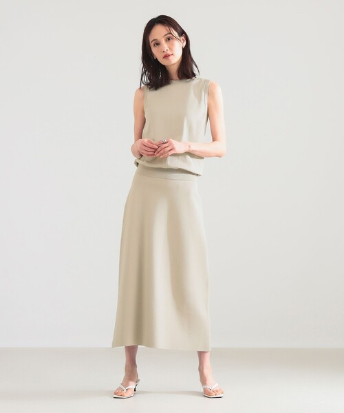 Demi-Luxe BEAMS(デミルクス ビームス)の「SLOANE / 18ゲージ 天竺 クルーネック ノースリーブ ニット(ニット/セーター・レディース・ホワイト/ベージュ・2)」の10枚目の写真