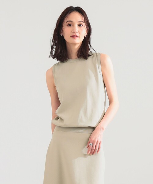 Demi-Luxe BEAMS(デミルクス ビームス)の「SLOANE / 18ゲージ 天竺 クルーネック ノースリーブ ニット(ニット/セーター・レディース・ホワイト/ベージュ・2)」の11枚目の写真