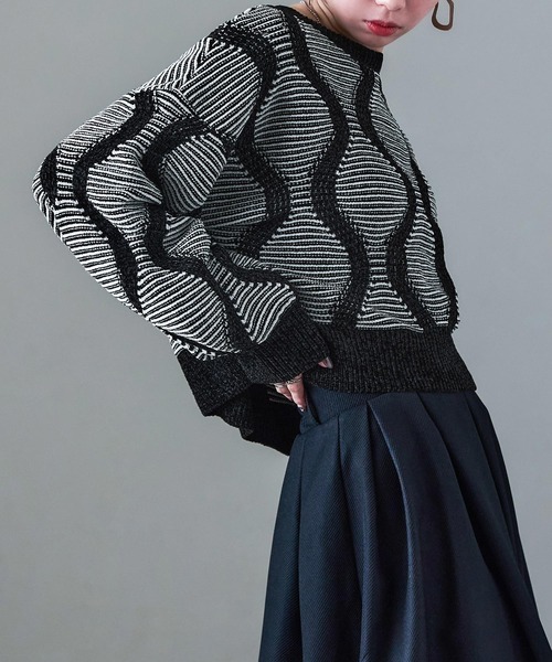 Fashion Letter(ファッションレター)の「ひょうたんジャガード柄 ニットプルオーバー(ニット/セーター・レディース・ブラック/ブラウン・M)」の13枚目の写真