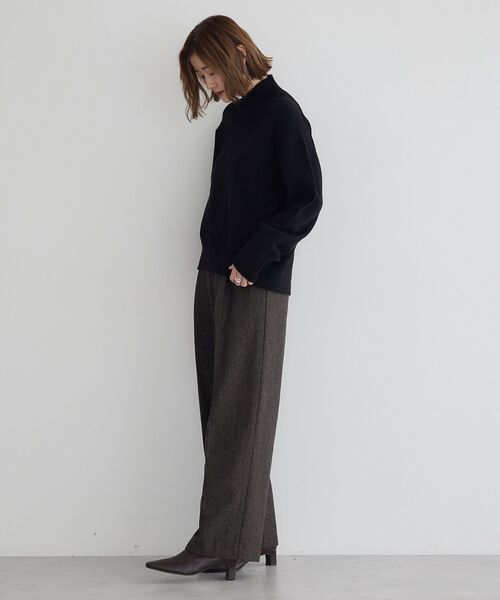 YECCA VECCA（イェッカヴェッカ）の「ワイドリブニット（ニット/セーター・レディース・イエロー/ブラック/ライトブルー/アイボリー・FREE）」の16枚目の写真