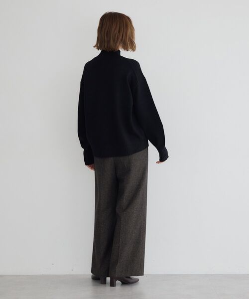 YECCA VECCA（イェッカヴェッカ）の「ワイドリブニット（ニット/セーター・レディース・イエロー/ブラック/ライトブルー/アイボリー・FREE）」の18枚目の写真