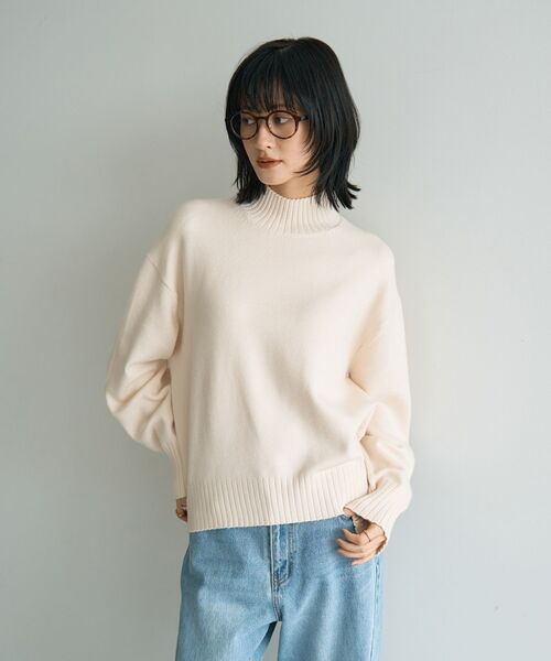 YECCA VECCA（イェッカヴェッカ）の「ワイドリブニット（ニット/セーター・レディース・イエロー/ブラック/ライトブルー/アイボリー・FREE）」の8枚目の写真