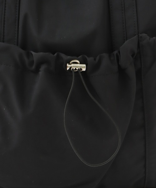 Cepica（セピカ）の「ギャザーポケットナイロントート（トートバッグ・レディース・アイボリー/ブラック・FREE）」の9枚目の写真