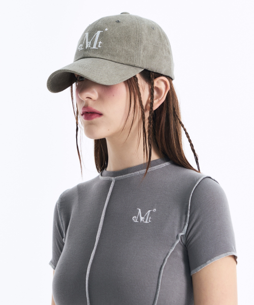 MUCENT(ムセント)の「シグニチャーボールキャップ(ダイングカーキ)(キャップ・レディース・グレー系・FREE)」の3枚目の写真
