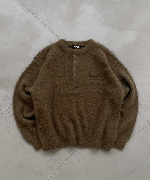 kutir(クティール)の「HENLEY NECK SHAGGY PULLOVER KNIT/ヘンリーネックシャギープルオーバーニット(ニット/セーター・メンズ・ネイビー/ブラウン/ブラック/カーキ・LARGE/MEDIUM)」の3枚目の写真