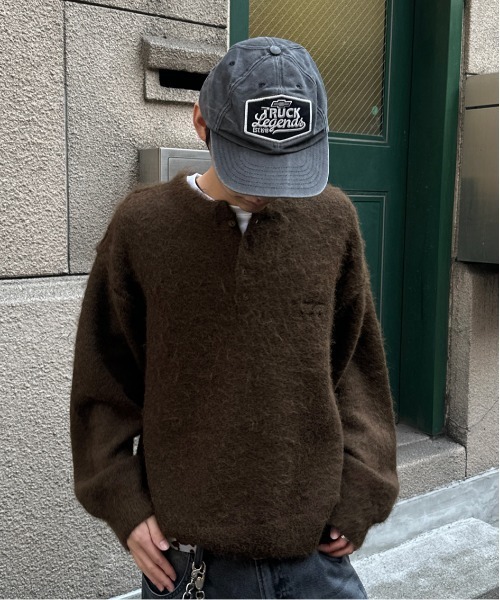 kutir(クティール)の「HENLEY NECK SHAGGY PULLOVER KNIT/ヘンリーネックシャギープルオーバーニット(ニット/セーター・メンズ・ネイビー/ブラウン/ブラック/カーキ・LARGE/MEDIUM)」の22枚目の写真