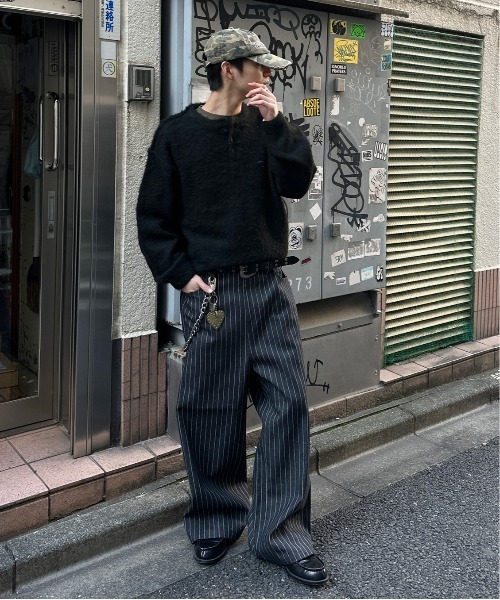 kutir(クティール)の「HENLEY NECK SHAGGY PULLOVER KNIT/ヘンリーネックシャギープルオーバーニット(ニット/セーター・メンズ・ネイビー/ブラウン/ブラック/カーキ・LARGE/MEDIUM)」の15枚目の写真