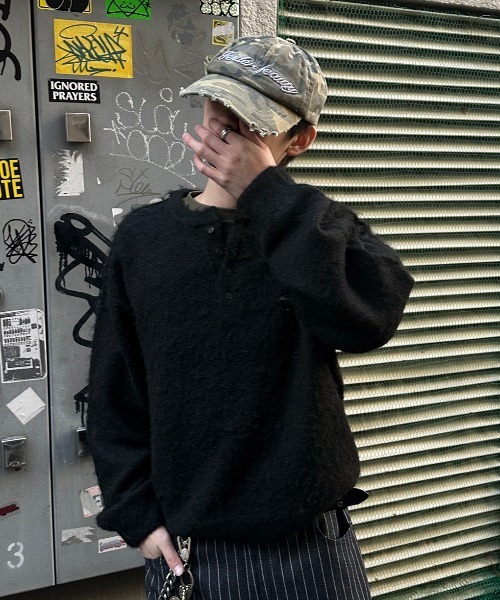 kutir(クティール)の「HENLEY NECK SHAGGY PULLOVER KNIT/ヘンリーネックシャギープルオーバーニット(ニット/セーター・メンズ・ネイビー/ブラウン/ブラック/カーキ・LARGE/MEDIUM)」の9枚目の写真