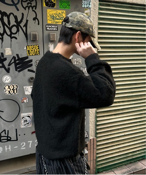 kutir(クティール)の「HENLEY NECK SHAGGY PULLOVER KNIT/ヘンリーネックシャギープルオーバーニット(ニット/セーター・メンズ・ネイビー/ブラウン/ブラック/カーキ・LARGE/MEDIUM)」の11枚目の写真