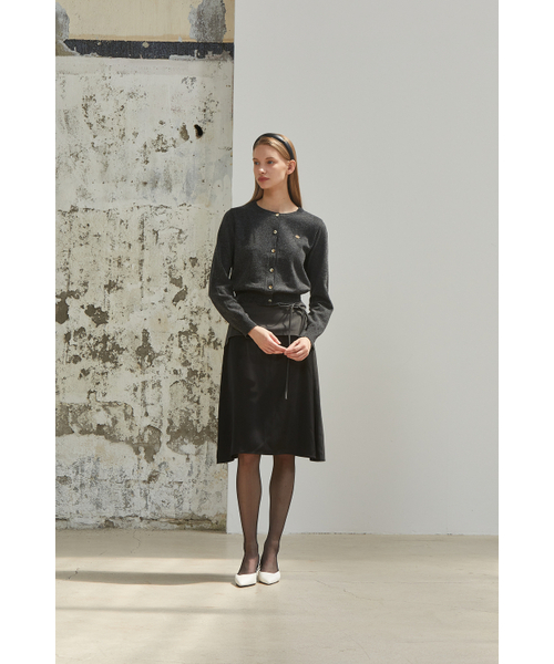 ANOETIC(アノエティック)の「SOLID ROUND CARDIGAN_CHARCOAL(カーディガン/ボレロ・レディース・チャコール・FREE)」の3枚目の写真