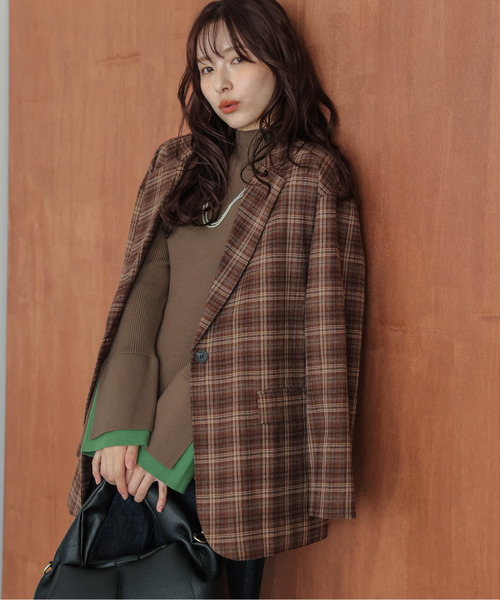 AMELY(エミリー)の「レイヤード風 フレアスリーブ ニットプルオーバー(ニット/セーター・レディース・グレー/モカ/アイボリー/ブラック・フリー)」の12枚目の写真
