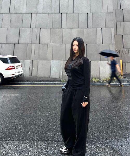 DAUSPICE(ディーオスピス)の「(DUC) Symbol Sweat Pants Black(スウェットパンツ・レディース・ブラック・SMALL/MEDIUM/LARGE)」の4枚目の写真