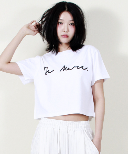 DEMARC(ドゥマーク)の「ROUGH WRITING TEXT-LOGO CROP T-SHIRT WHITE(Tシャツ/カットソー・レディース・その他・MEDIUM/LARGE)」の3枚目の写真