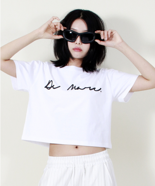 DEMARC(ドゥマーク)の「ROUGH WRITING TEXT-LOGO CROP T-SHIRT WHITE(Tシャツ/カットソー・レディース・その他・MEDIUM/LARGE)」の8枚目の写真