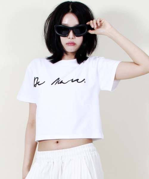 DEMARC(ドゥマーク)の「ROUGH WRITING TEXT-LOGO CROP T-SHIRT WHITE(Tシャツ/カットソー・レディース・その他・MEDIUM/LARGE)」の10枚目の写真