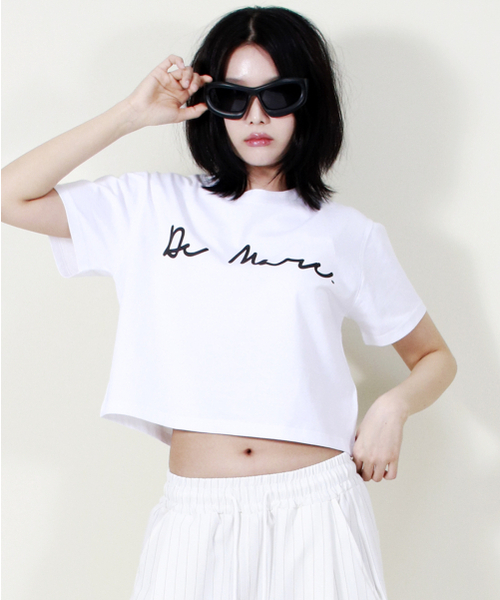 DEMARC(ドゥマーク)の「ROUGH WRITING TEXT-LOGO CROP T-SHIRT WHITE(Tシャツ/カットソー・レディース・その他・MEDIUM/LARGE)」の13枚目の写真