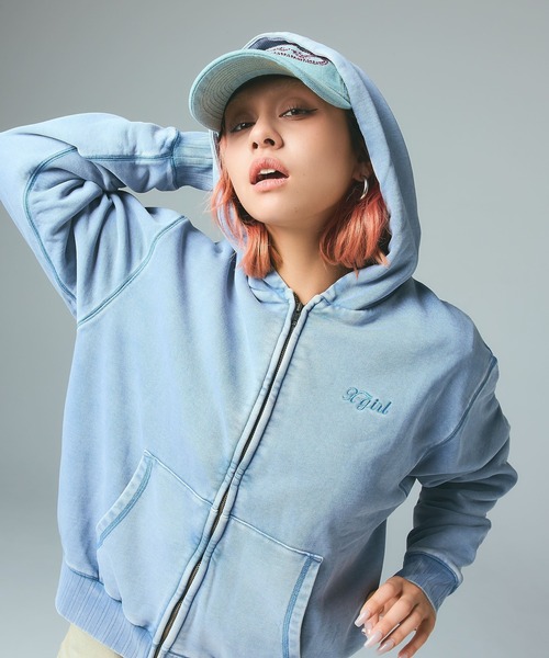 X-girl（エックスガール）の「RHINESTONE OVAL LOGO 6PANEL DENIM CAP（キャップ・レディース・ブラック/インディゴブルー/ライトインディゴブルー・ONE SIZE）」の4枚目の写真