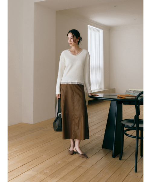 Yuje（ユジェ）の「FLUFFY SILK KNIT (5color)（Tシャツ/カットソー・レディース・スカイブルー/ブラック/アイボリー/ピンクベージュ/PINK・SMALL/MEDIUM）」の12枚目の写真
