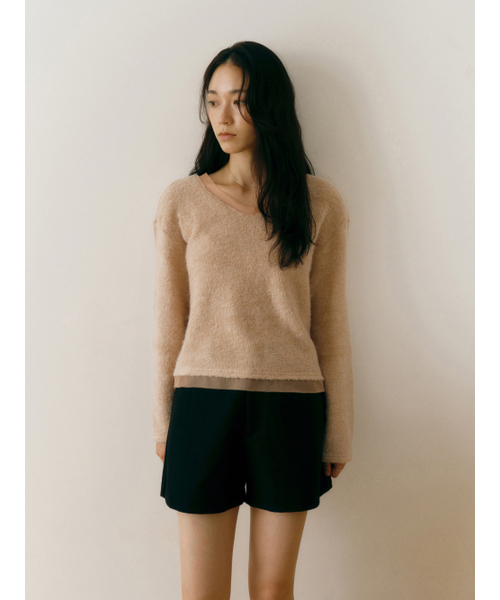 Yuje（ユジェ）の「FLUFFY SILK KNIT (5color)（Tシャツ/カットソー・レディース・スカイブルー/ブラック/アイボリー/ピンクベージュ/PINK・SMALL/MEDIUM）」の21枚目の写真