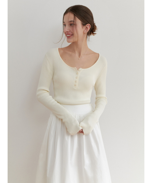RE_L（リエル）の「Bonny button knit (ivory)（ニット/セーター・レディース・その他・FREE）」の5枚目の写真