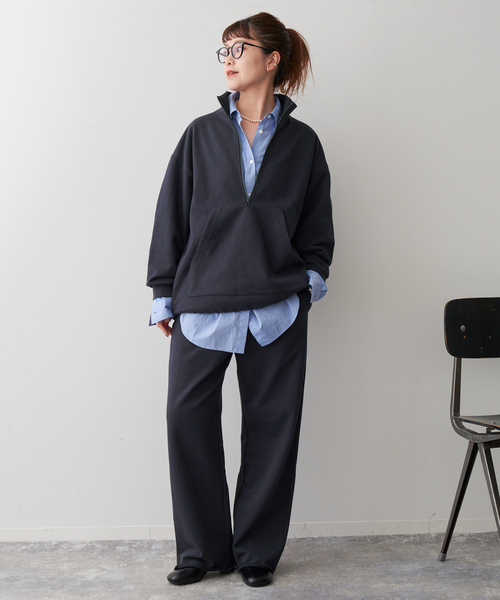 Spick & Span（スピックアンドスパン）の「《追加》裏毛イージーストレートパンツ（スウェットパンツ・レディース・ネイビー/ライトグレー・38/36）」の5枚目の写真