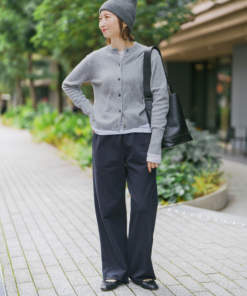 Spick & Span（スピックアンドスパン）の「《追加》裏毛イージーストレートパンツ（スウェットパンツ・レディース・ネイビー/ライトグレー・38/36）」の16枚目の写真