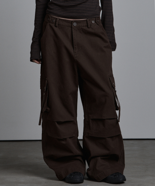 as you are(アズユーアー)の「カーゴフラップコットンパンツブラウン(その他パンツ・レディース・その他・SMALL/MEDIUM)」の2枚目の写真