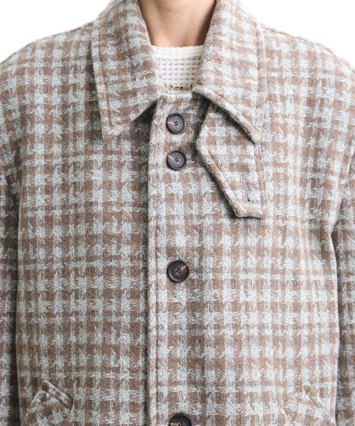 WESLEYHYUSTON(ウェズリーユーストン)の「WYATT CHECK BALMACAAN COAT BEIGE(チェスターコート・メンズ・その他・SMALL/MEDIUM/X-SMALL)」の8枚目の写真