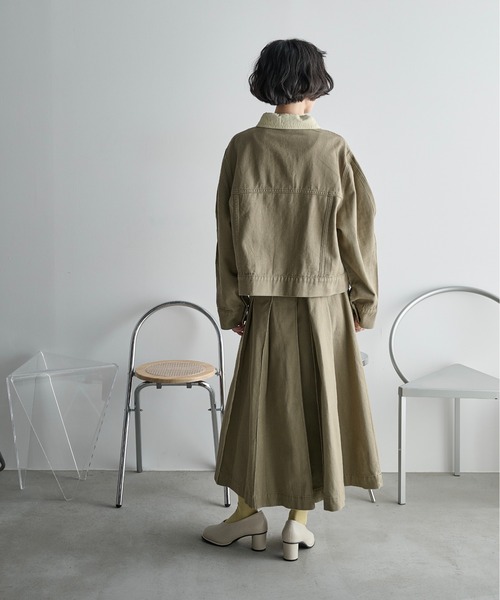 THE YOn（ザヨン）の「ブロックプリーツフレアスカート　デニム/ツイル（スカート・レディース・ライトブルー/グレイッシュベージュ/ブラック/セージグリーン・M/S）」の15枚目の写真