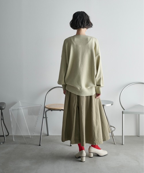 THE YOn（ザヨン）の「ブロックプリーツフレアスカート　デニム/ツイル（スカート・レディース・ライトブルー/グレイッシュベージュ/ブラック/セージグリーン・M/S）」の11枚目の写真