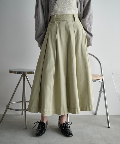 THE YOn（ザヨン）の「ブロックプリーツフレアスカート　デニム/ツイル（スカート・レディース・ライトブルー/グレイッシュベージュ/ブラック/セージグリーン・M/S）」の19枚目の写真