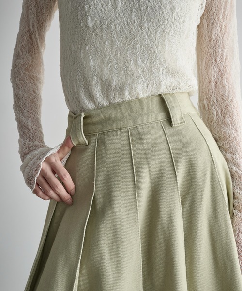 THE YOn（ザヨン）の「ブロックプリーツフレアスカート　デニム/ツイル（スカート・レディース・ライトブルー/グレイッシュベージュ/ブラック/セージグリーン・M/S）」の21枚目の写真