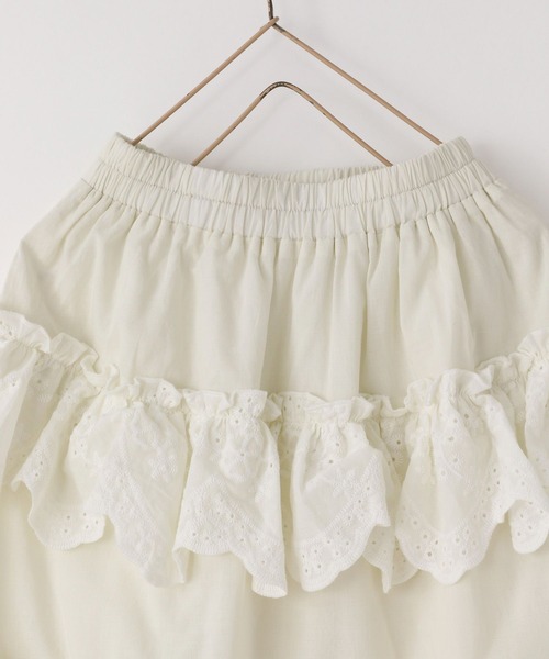 LOWRYS FARM（ローリーズファーム）の「レースフリルロングスカート　 647602（スカート・キッズ・オフホワイト・150cm/140cm/130cm/120cm/110cm）」の8枚目の写真