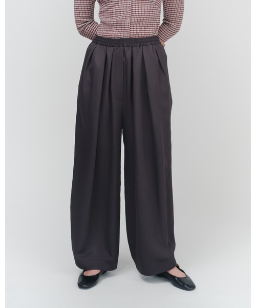 THINGS THAT MATTER(シングス ザット マター)の「ROUND SILHOUETTE PANTS / ラウンド シルエット パンツ(スラックス・レディース・ブラウン/ネイビー/クリーム・1/2)」の12枚目の写真